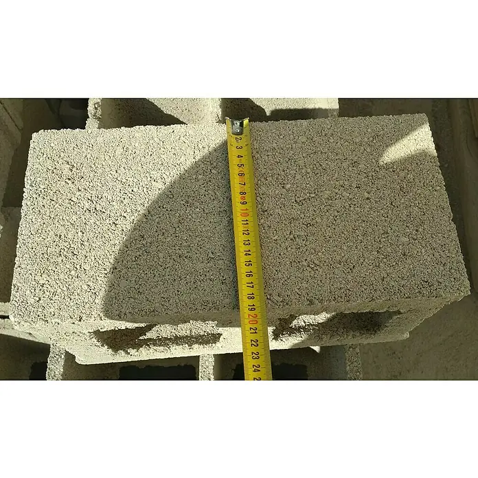 BHS Valencia Bloque de hormigón poroso - 40 x 20 x 20 cm - Primer plano