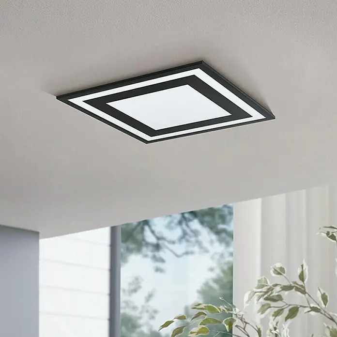 Eglo LED-Deckenleuchte Savatarila - 24 W, L x B x H: 45 x 45 x 6 cm, Schwarz/Weiß, Neutralweiß - Stimmungsaufnahme
