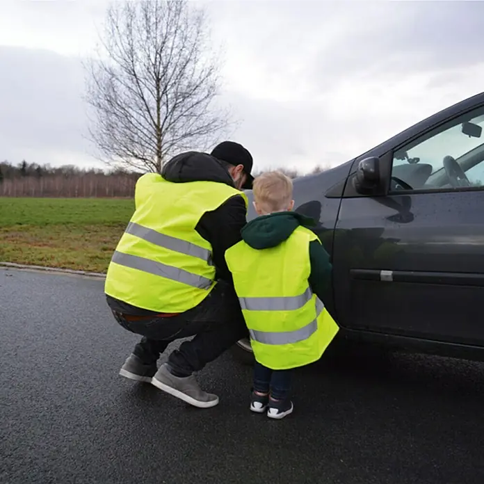 Carpoint Veiligheidsvest Gezinspak 2 Volw + 2 Kind - Polyester, Geel - Toepassingsvoorbeeld