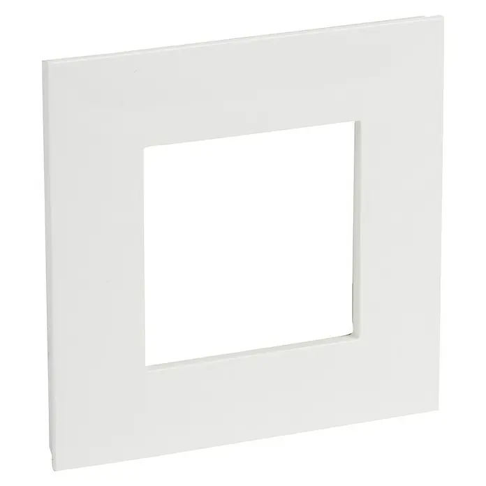 Legrand Valena Next Marco - Blanco, x 1, Plástico, Montaje en la pared - Vista angular