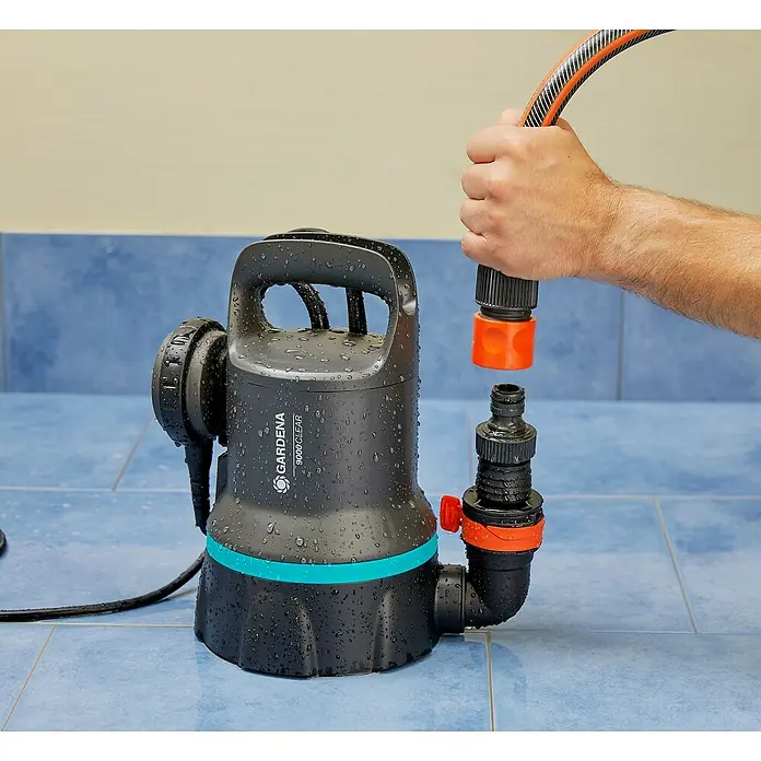Gardena Potopna pumpa za čistu vodu - 300 W, Maksimalni protok: 9.000 l/h - Proizvod u upotrebi