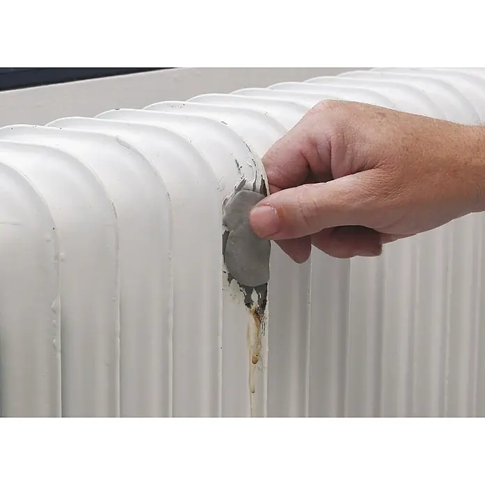 Bison Epoxy-reparatiemassa Blister 17 g - Kan worden geschuurd - Toepassingsvoorbeeld
