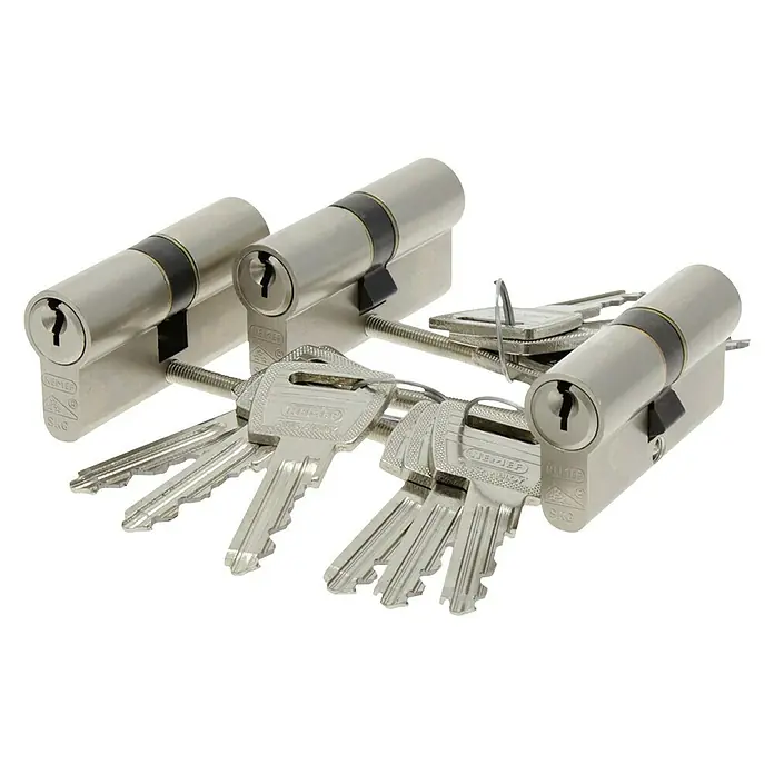 Nemef Profielcilinderset 3 x Type 132/9 - Aantal sleutels: 9 st. - Diagonaal zicht