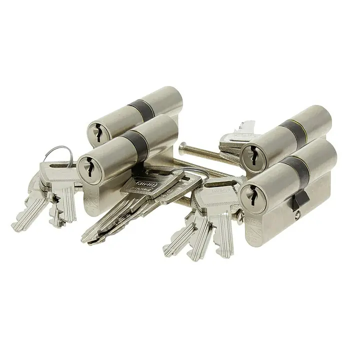 Nemef Profielcilinderset 4 x Type 132/9 - Aantal sleutels: 12 st. - Diagonaal zicht
