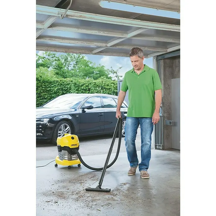 Kärcher Usisivač za mokro i suho usisavanje WD 4 Premium - 1.000 W, 20 l - Proizvod u upotrebi