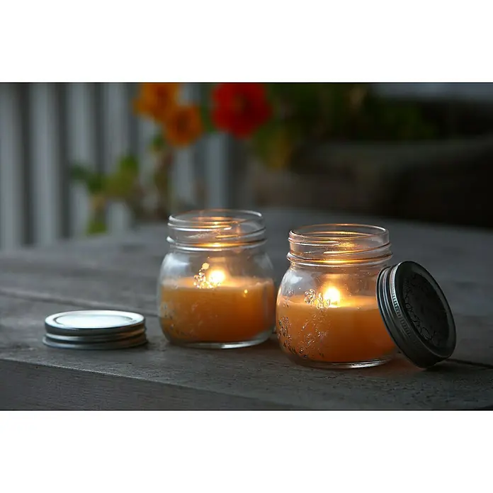 Duftkerze Citronella Potty im Glas - Ø x H: 8 x 9 cm - Stimmungsaufnahme