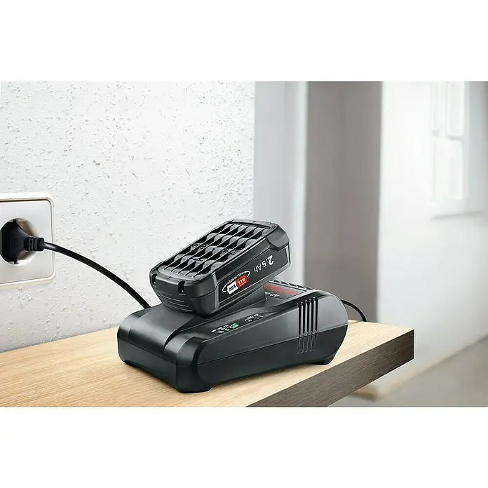 Bosch 18 V Power for All Ladegerät AL 1880 CV - Passend für: Bosch Heimwerker- & Gartengeräte-Akkus 14,4/18 V - Stimmungsaufnahme