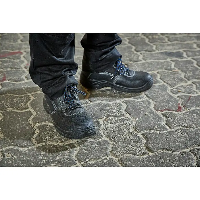 Sicherheitsstiefel Bob - Schuhgröße: 42, S3 - Anwendungsbeispiel