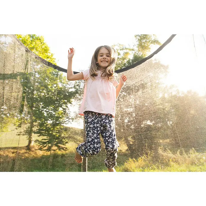 Sportspower Trampolin - Promjer: 305 cm, Crne boje - Proizvod u upotrebi