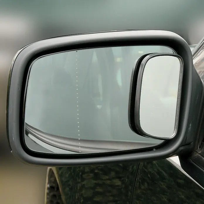Carpoint Dodehoekspiegel Rechthoek 79 x 40 mm - Kleur: Zwart - Toepassingsvoorbeeld