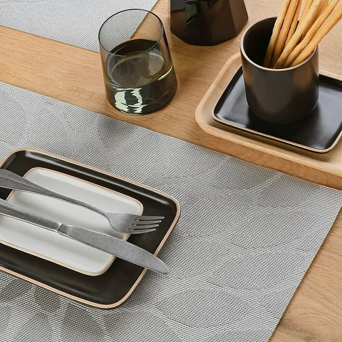 Vénilia Tisch-Set Gewebt - Silber, L x B: 45 x 30 cm, Kunststoff - Anwendungsbeispiel