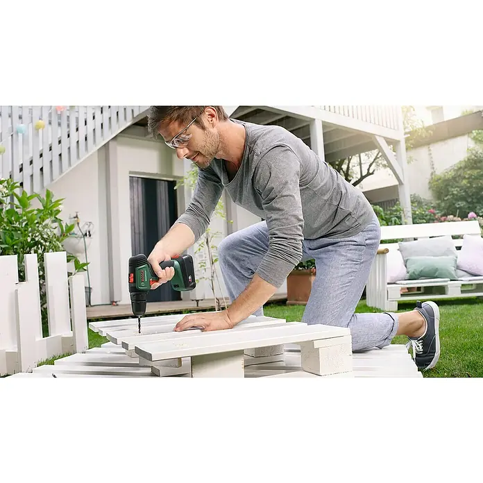 Bosch 18 V Power for All Akumulatorska udarna bušilica/odvijač - 18 V, 1,5 Ah, Broj okretaja pri praznom hodu: 0 okr/min - 1.450 okr/min - Proizvod u upotrebi