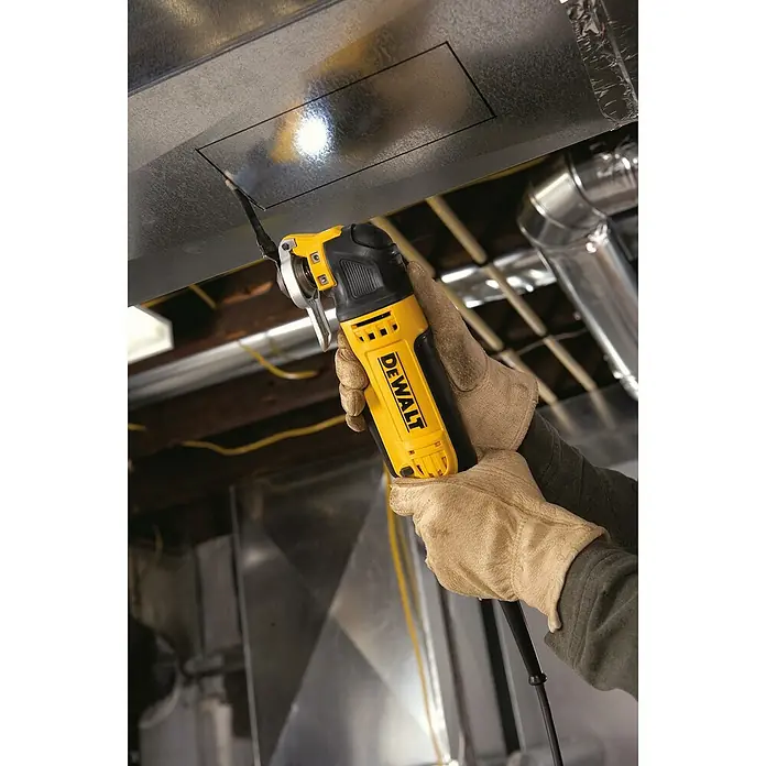 Dewalt Tauchsägeblatt DT20702 - Schnitttiefe: 55 mm - Anwendungsbeispiel