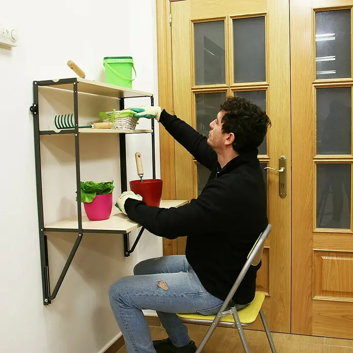 Simonrack Simonflex Estantería colgante - L x An x Al: 40 x 80 x 112,5 cm, Plegable, Antracita/Arce - Producto en uso