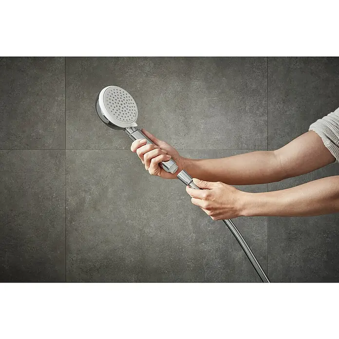 Hansgrohe Crometta Handbrause 100 Vario - Anzahl Funktionen: 4 Stk., Durchmesser: 10 cm, Chrom - Anwendungsbeispiel