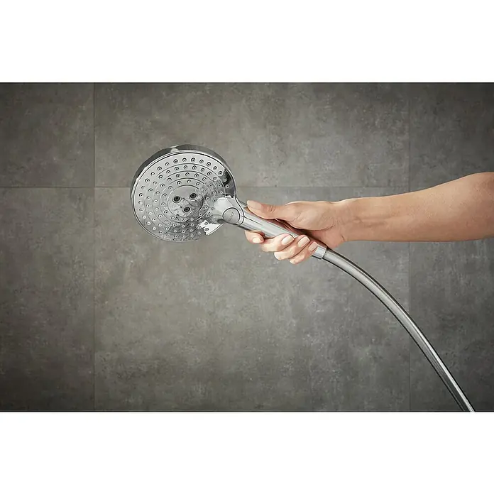 Hansgrohe Handbrause Raindance Select S120 - Durchmesser: 12,5 cm, Anzahl Funktionen: 3 Stk., Select-Taste, Chrom - Anwendungsbeispiel