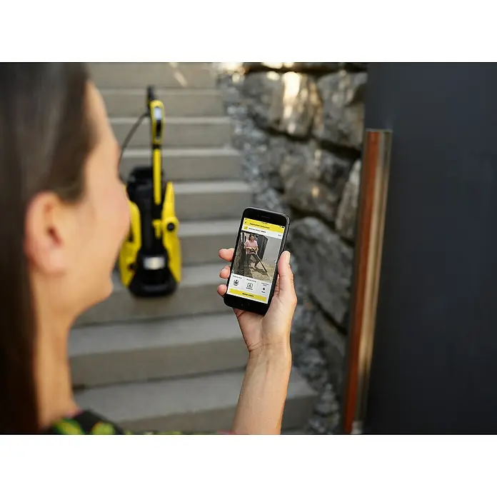 Kärcher Hochdruckreiniger K5 Premium Smart Control Home - 2.100 W, Max. Druck: 145 bar, Fördermenge: Max. 500 l/h - Anwendungsbeispiel