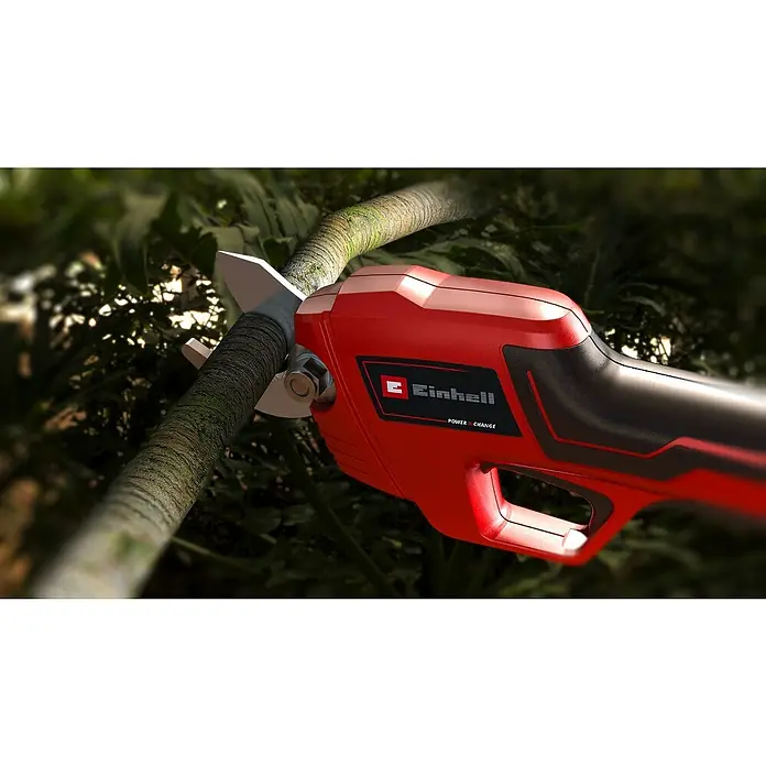 Einhell Power X-Change Akumulatorke škare za grane - 18 V, Bez akumulatora, Maksimalna debljina grane: 28 mm - Proizvod u upotrebi