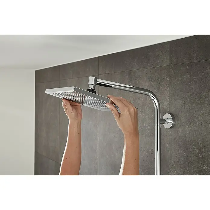 Hansgrohe Crometta Duschsystem E 240 - Mit Thermostatarmatur, Lochabstand: 103,4 cm, Anzahl Strahlarten: 2 Stk., Chrom - Anwendungsbeispiel