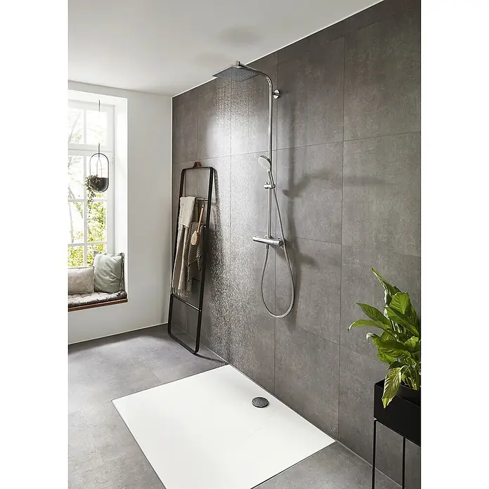 Hansgrohe Crometta Duschsystem E 240 - Mit Thermostatarmatur, Lochabstand: 103,4 cm, Anzahl Strahlarten: 2 Stk., Chrom - Anwendungsbeispiel