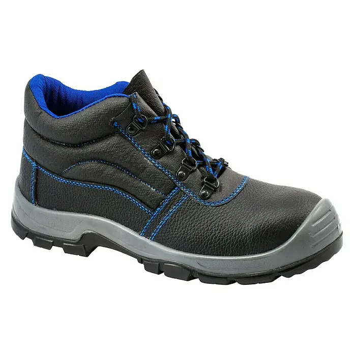 Sicherheitsstiefel Striest - Schuhgröße: 41 - Diagonale Ansicht