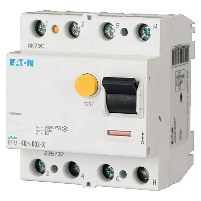 Eaton FI-Schutzschalter PFIM 40/4/003XG - 40 A, 4-polig, Bemessungsfehlerstrom: 0,03 A - Diagonale Ansicht