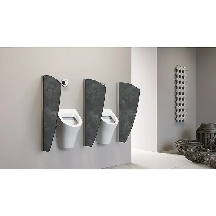 GEO Urinal-Trennwand Segel - 50 x 90 cm, Aluminium, Dekor: Schiefer - Stimmungsaufnahme