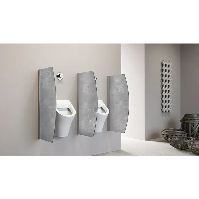 GEO Urinal-Trennwand Radius 10 - 50 x 90 cm, Aluminium, Dekor: Villar - Stimmungsaufnahme