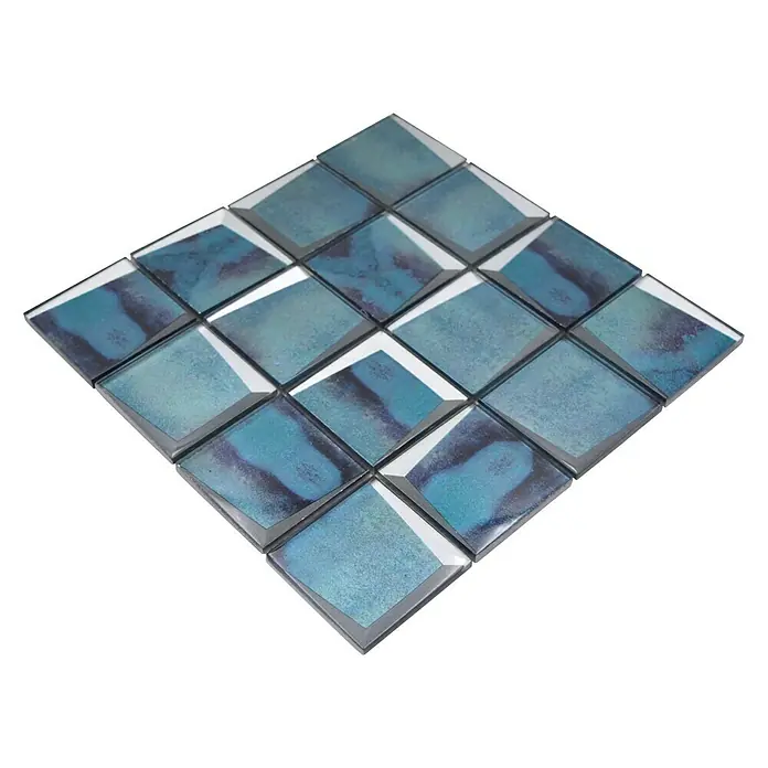Mosaikfliese Quadrat Crystal XBH B10 - 30 x 30 cm, Blau, Glänzend - Diagonale Ansicht