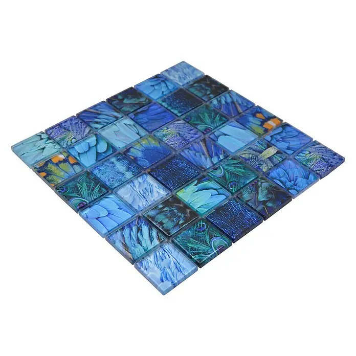 Mosaikfliese Wildlife - 29,8 x 29,8 cm, Blau, Glänzend - Diagonale Ansicht