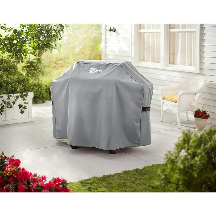Weber Standard Grill-Schutzhülle - Passend für: Weber Genesis II 200-Serie, Weber Modelle bis 132 cm Breite - Stimmungsaufnahme