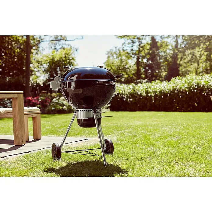 Weber Master-Touch GBS Kogelbarbecue Premium - Zwart/Zilver, Hoofdgrilloppervlak: Ø 54 cm - Sfeeropname