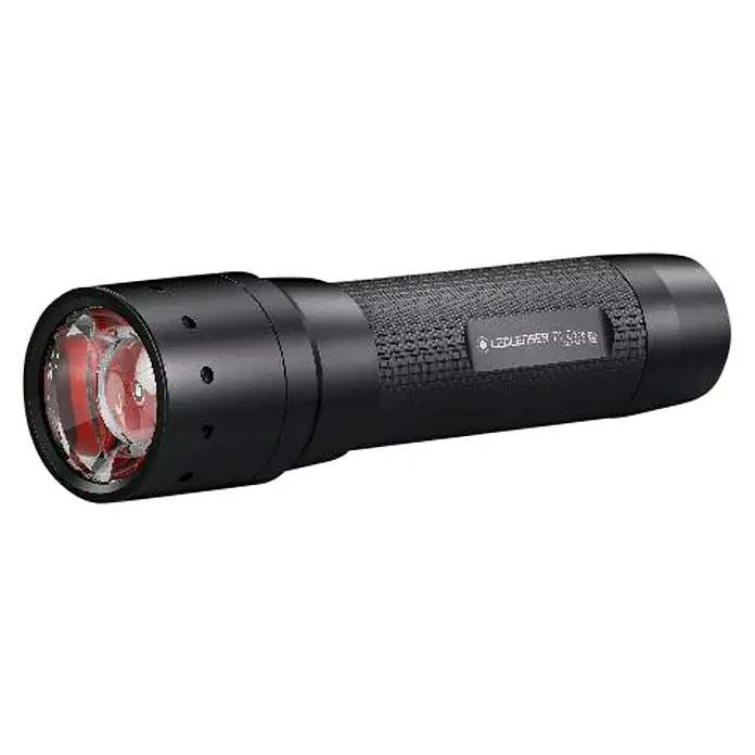 Ledlenser LED-Taschenlampe P7 Core - Batteriebetrieben, Schwarz, 40 lm - 450 lm - Diagonale Ansicht