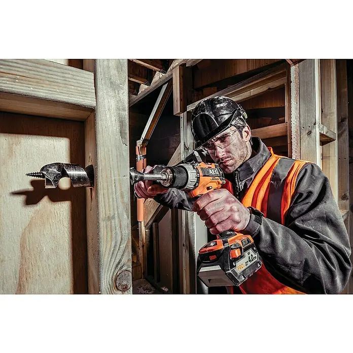 AEG Powertools Akku-Schlagschrauber BSB18 C2 BL - 18 V, 1 Akku, 4 Ah, Leerlaufdrehzahl: 0 U/min - 1.900 U/min - Anwendungsbeispiel