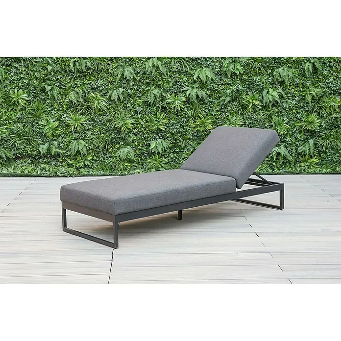 Sunfun Sonnenliege Aria - 200 x 75 x 42 cm, Anthrazit, Rückenlehne verstellbar - Stimmungsaufnahme