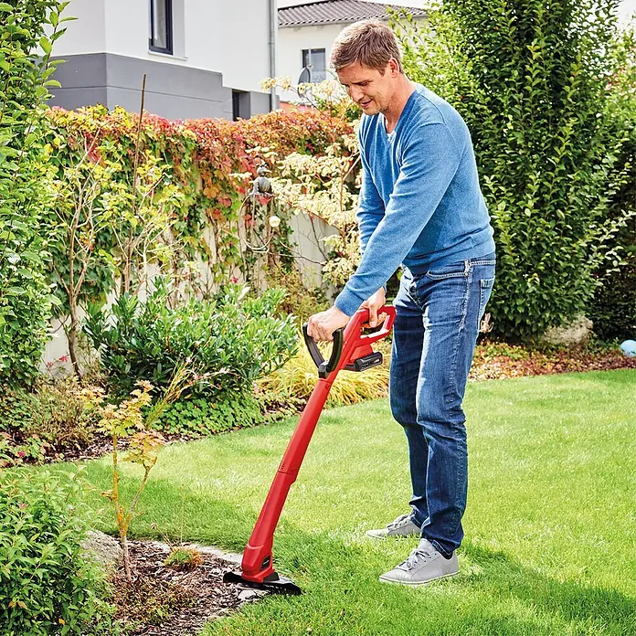 Einhell Power X-Change Mähroboter - inkl. gratis Rasentrimmer - 18 V, 2,5 Ah, Max. Flächenempfehlung: 500 m² - Anwendungsbeispiel