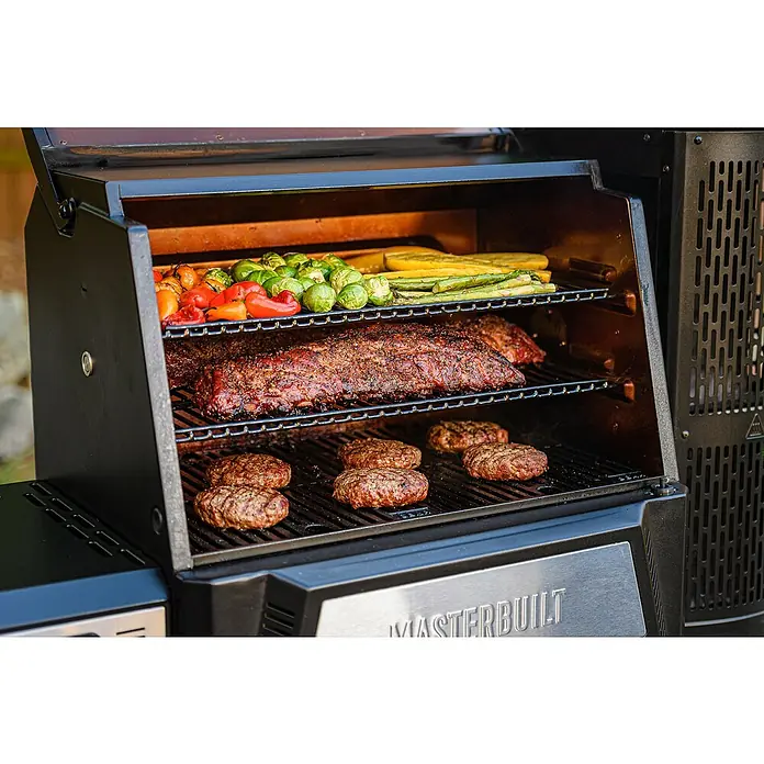 Masterbuilt Warmhalterost - L x B: 13,7 x 56,5 cm, Masterbuilt Holzkohlegrill & Smoker Gravity 560 - Anwendungsbeispiel