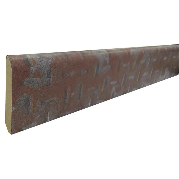 Bariperfil Rodapié Factory - 2,44 m x 10 mm x 70 mm - Primer plano