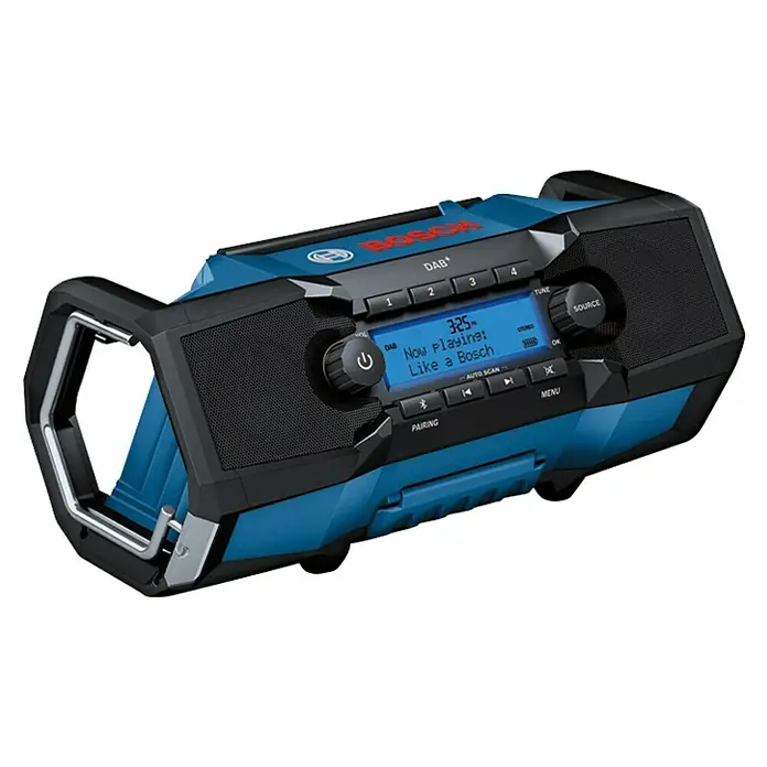 Bosch Professional Akku-Baustellenradio GPB 18V-2 SC - Akkubetrieben, Frequenz: 87,5 - 108 MHz (UKW/FM) - Diagonale Ansicht