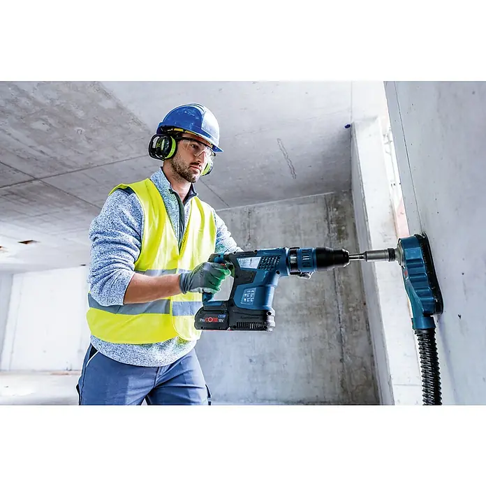 Bosch Professional Biturbo Akku-Bohrhammer GBH 18V-36 C - 18 V, Ohne Akku, Einzelschlagstärke: 7 J - Anwendungsbeispiel
