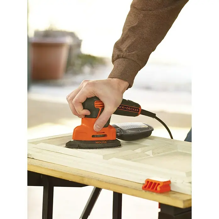 Black+Decker Multischuurmachine - 120 W, 0 tpm - 14.000 tpm - Toepassingsvoorbeeld