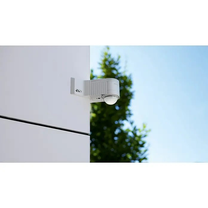 Steinel Infravörös mozgásérzékelő IS 240 DUO - Fekete, Hatótávolság kb.: 12 m, Kapcsolási teljesítmény: 1 000 W - Használati példa