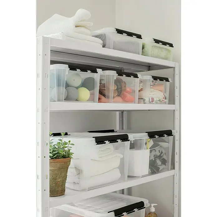 SmartStore Zaboj za shranjevanje [SI] Classic 31 - Do x Š x V: 50 x 39 x 26 cm, Plastika, Prozorna - Primer uporabe