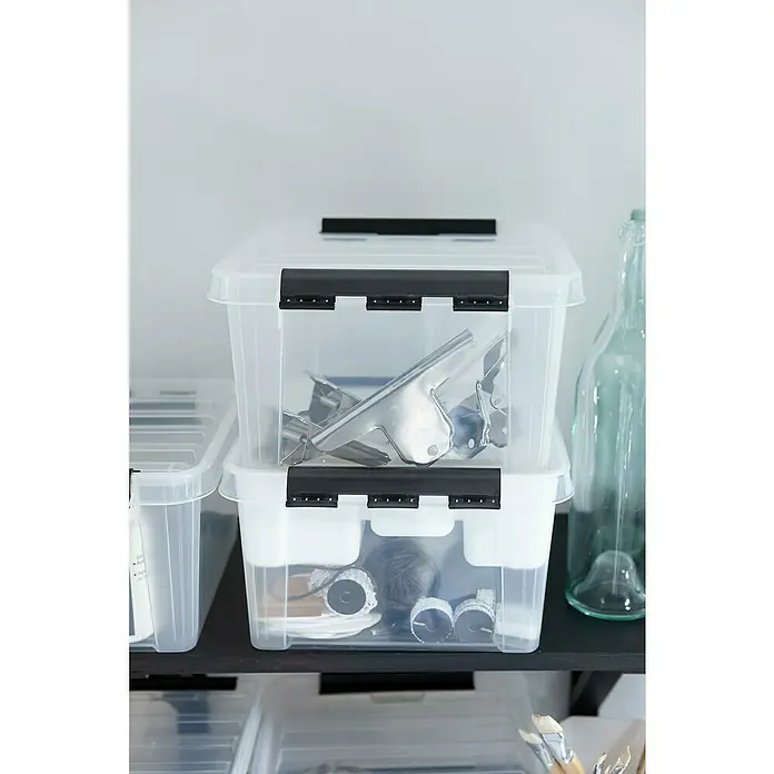 SmartStore Aufbewahrungsbox Classic 12 - L x B x H: 28 x 28 x 17 cm, Kunststoff, Transparent - Stimmungsaufnahme