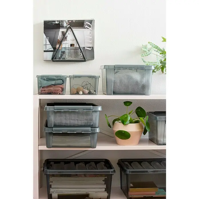 SmartStore Aufbewahrungsbox - L x B x H: 50 x 39 x 26 cm, Kunststoff, Grau - Stimmungsaufnahme