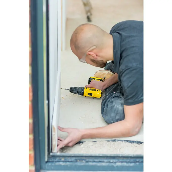 Stanley FatMax Taladro atornillador percutor de batería FMC021S2 - 10,8 V, Iones de litio, 1,5 Ah, 2 baterías - Producto en uso