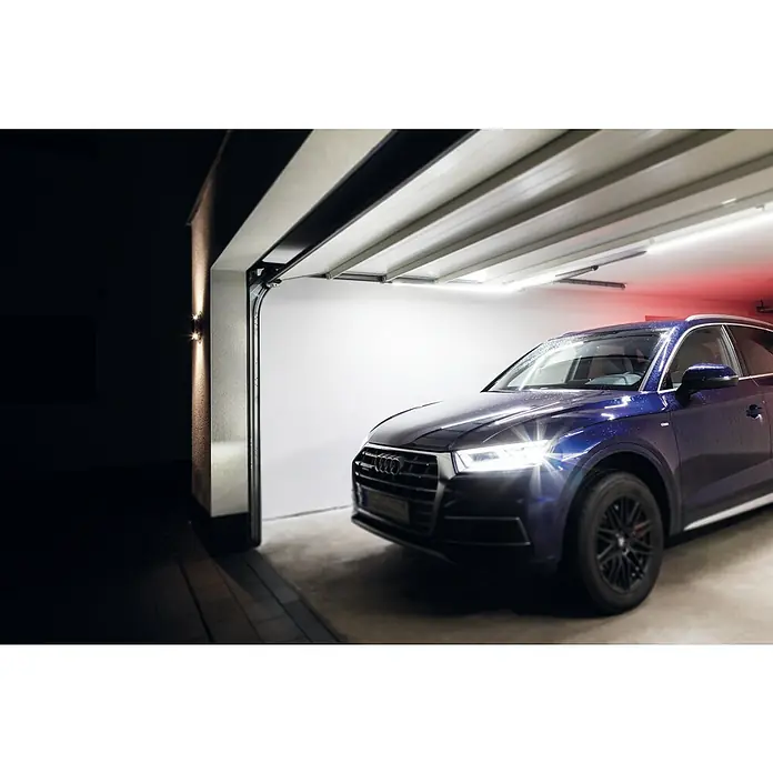 Schellenberg LED-Garagenbeleuchtung Smart Drive - 7.200 lm, Kaltweiß - Anwendungsbeispiel