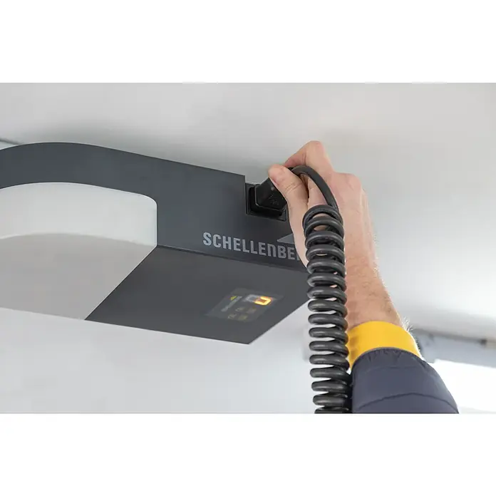 Schellenberg Spiralkabel - 2,8 m, Passend für: Schellenberg Garagentorantrieb Smart Drive L, Schellenberg Garagentorantrieb Smart Drive XL - Anwendungsbeispiel