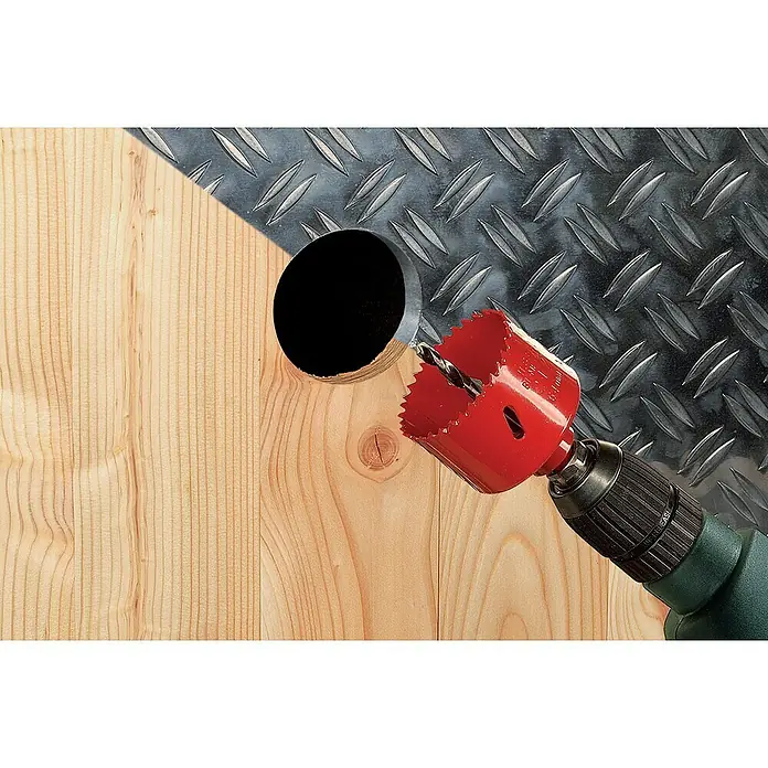 Wolfcraft Lochsäge - Arbeitsdurchmesser: 32 mm, Schnitttiefe: 40 mm - Anwendungsbeispiel