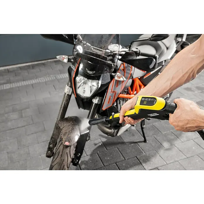 Kärcher Hogedrukreiniger K5 Power Control - 2.100 W, Max. druk: 145 bar, Waterdoorvoer: Max. 500 l/u - Toepassingsvoorbeeld